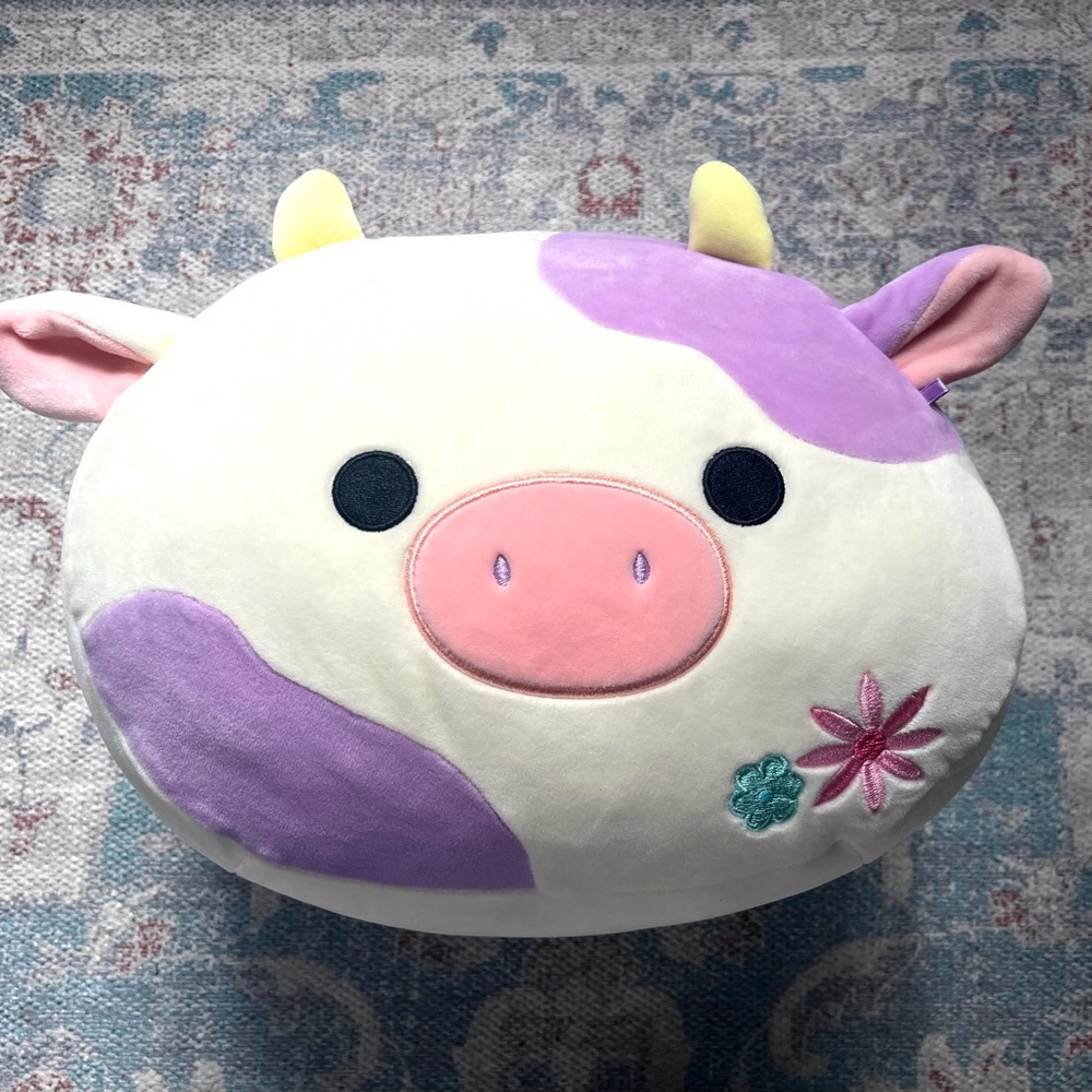 Squishmallow Claire the Cow Stackable 2019 Stuffed Animal Collectible Preowned